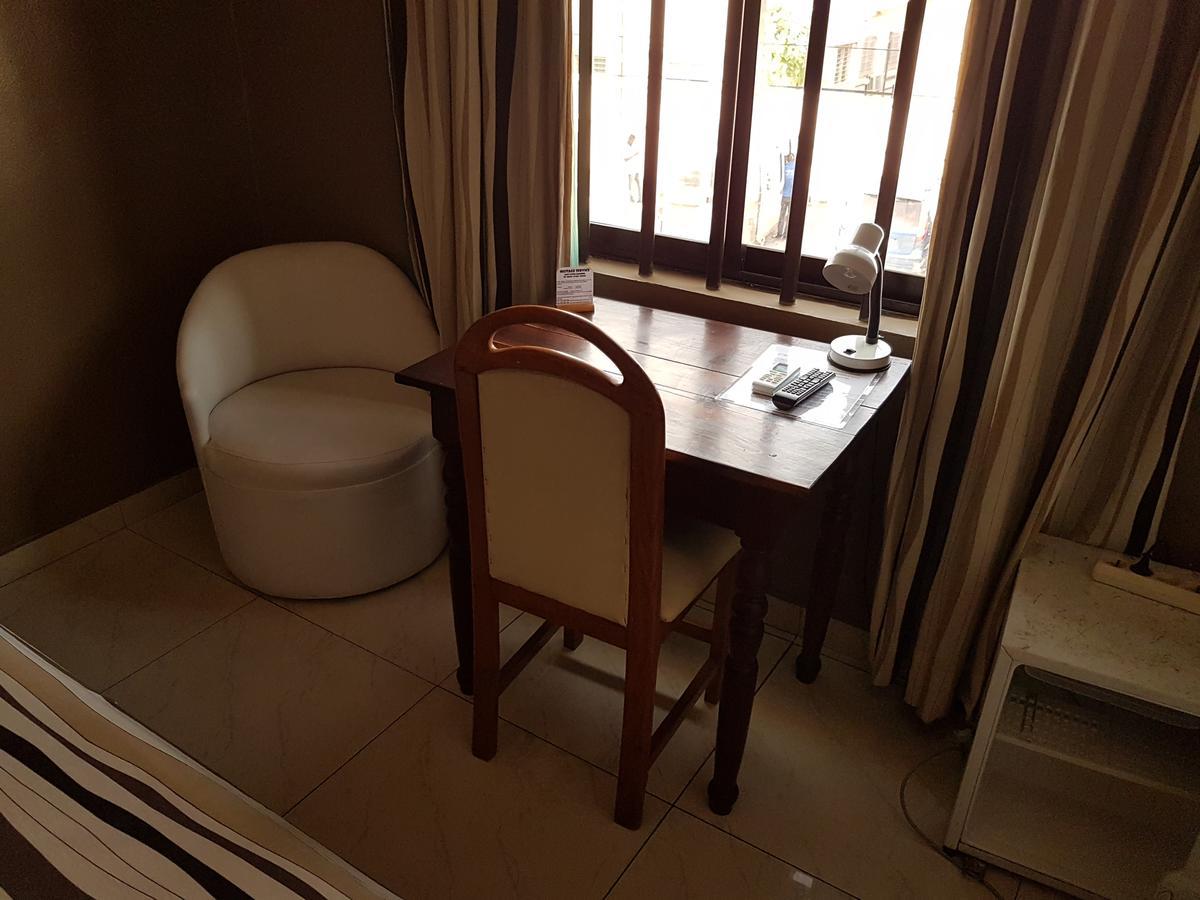 Acropole Hotel Kotonu Zewnętrze zdjęcie